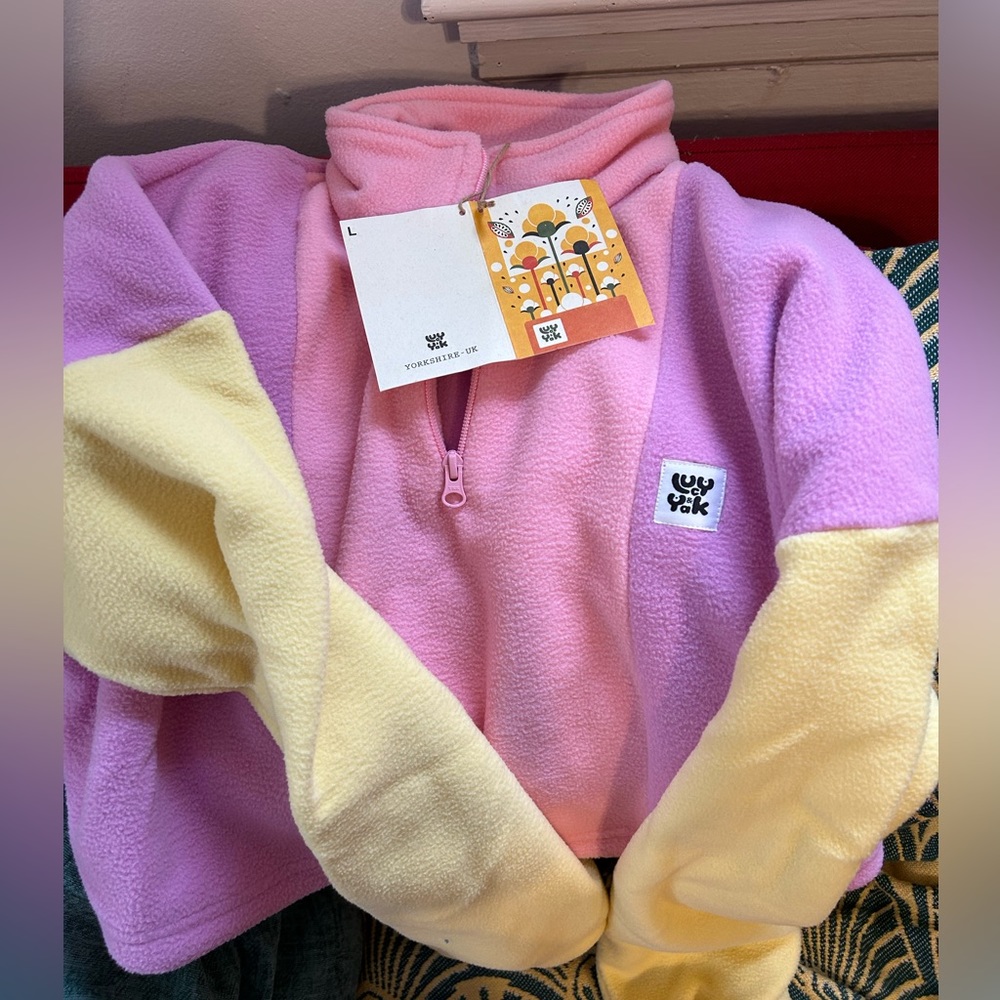 SOLD NWT Lucy and Yak Blake Fleece Large